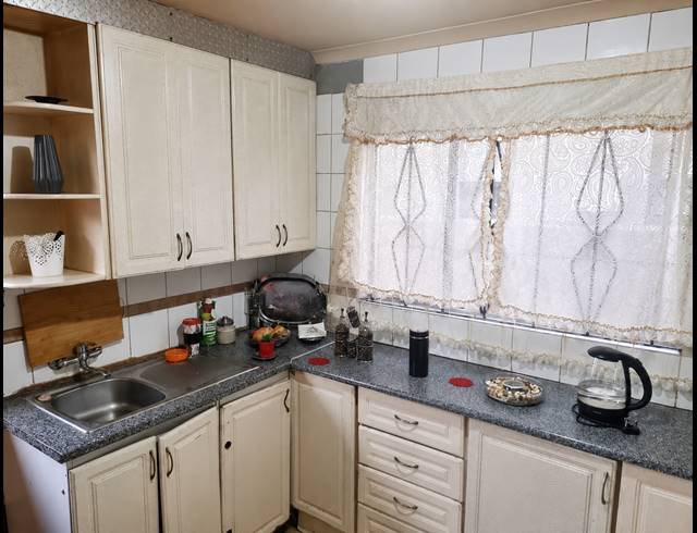 2 BEDROOM HOUSE FOR SALE IN EVATON WEST